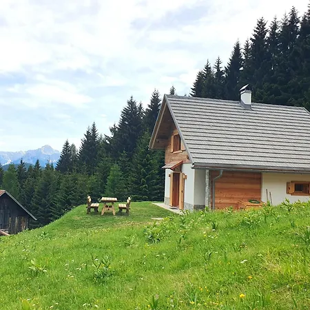 Arnika Huette - Un'immersione Nelle Montagne Della Foresta Millenaria